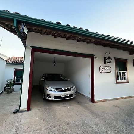 Estadia Das Gerais - Casa De Hospedes Adoravel Com Jacuzzi โอว์โรเปรโต ภายนอก รูปภาพ